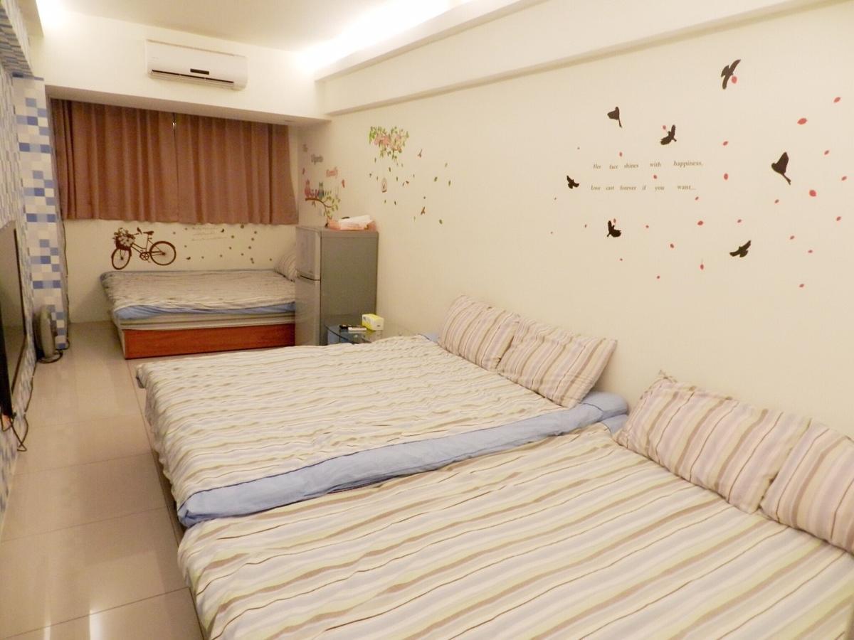 Hostel Feng Chia House Taichung Exterior foto